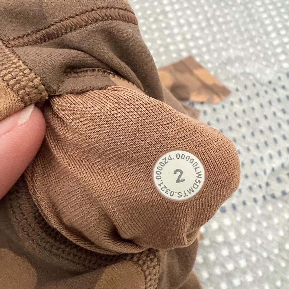 Lululemon align leggings - Picture 4 of 4